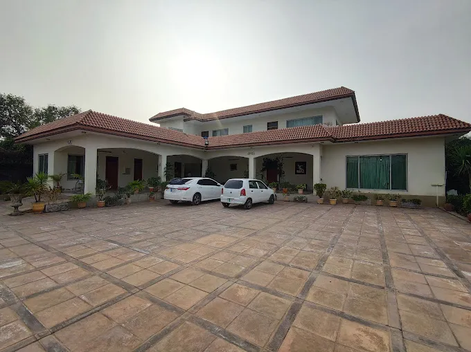 Luxury Villa in Banigala Farmhouse3